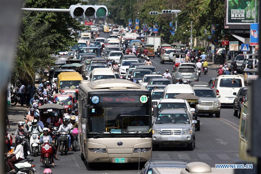 CAMBODIA-PHNOM PENH-CHINESE YUTONG BUSES