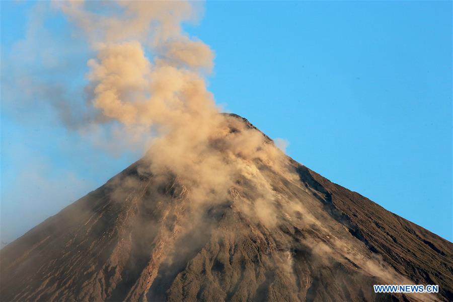 THE PHILIPPINES-ALBAY-MAYON VOLCANO-ERUPTION