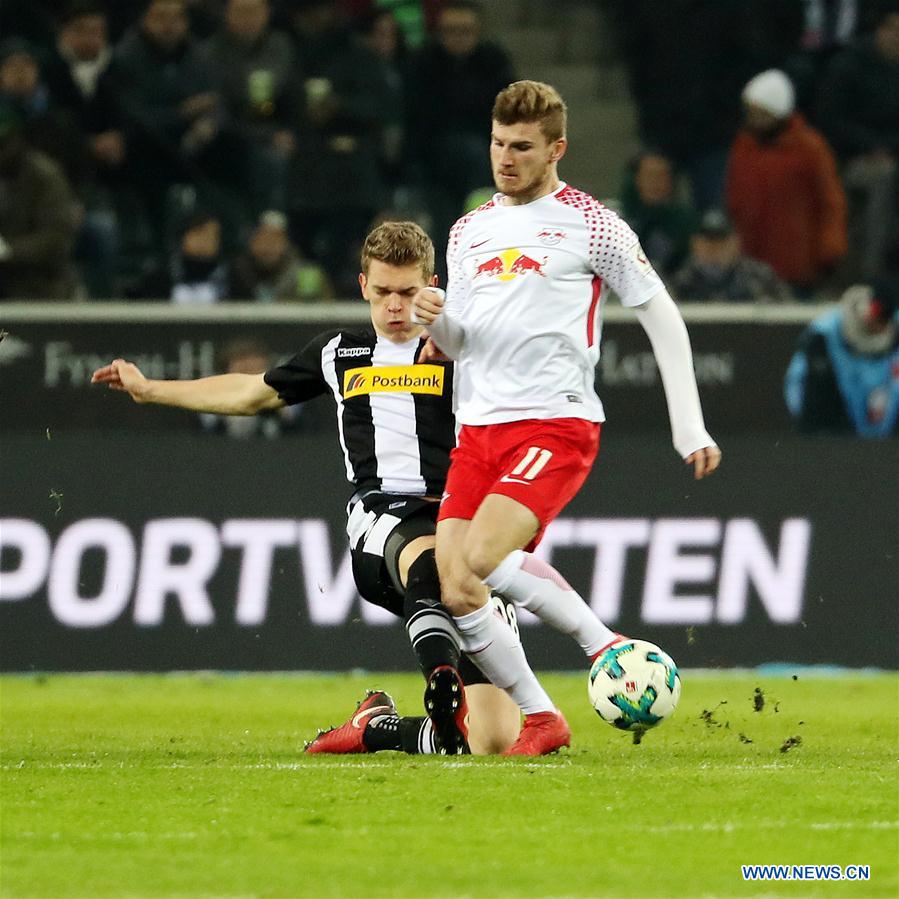 (SP)GERMANY-MOENCHENGLADBACH-SOCCER-BUNDESLIGA-MOENCHENGLADBACH VS LEIPZIG