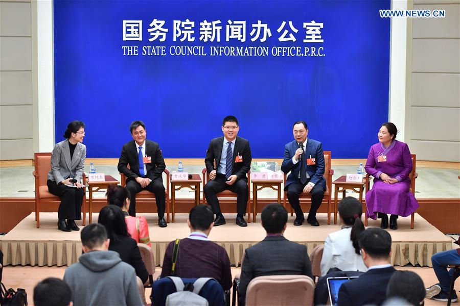 (TWO SESSIONS)CHINA-BEIJING-NPC-PRESS CONFERENCE-POVERTY ALLEVIATION (CN)