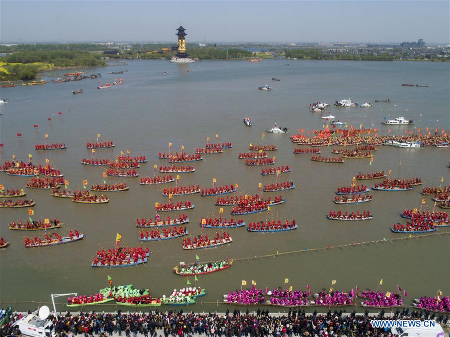 #CHINA-JIANGSU-QINTONG BOAT FESTIVAL (CN)