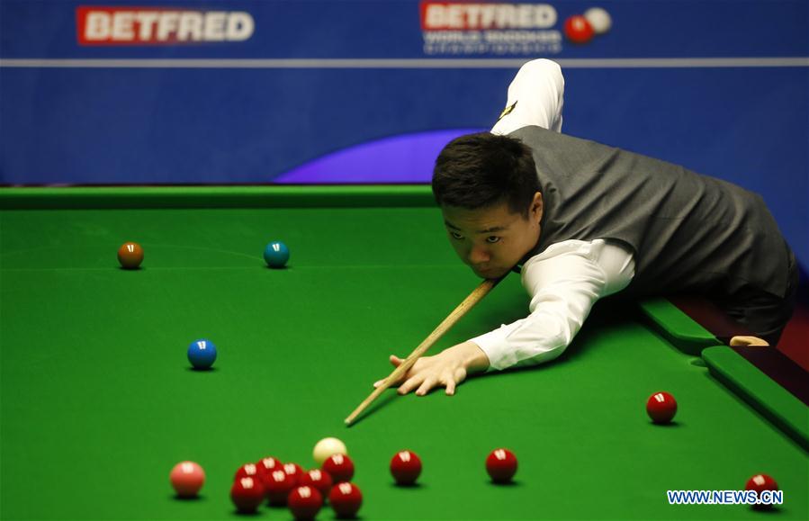 (SP)BRITAIN-SHEFFIELD-SNOOKER-WORLD CHAMPIONSHIP-DAY 4  