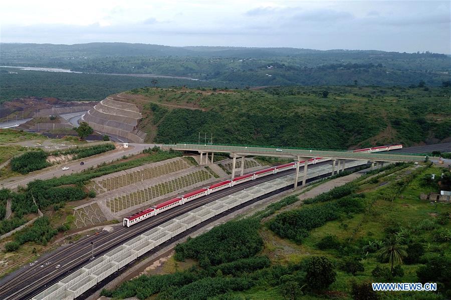 KENYA-MOMBASA-NAIROBI-RAILWAY