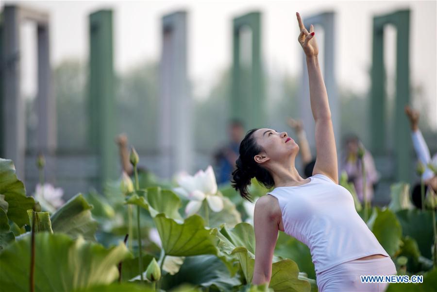 #CHINA-INTERNATIONAL YOGA DAY (CN)