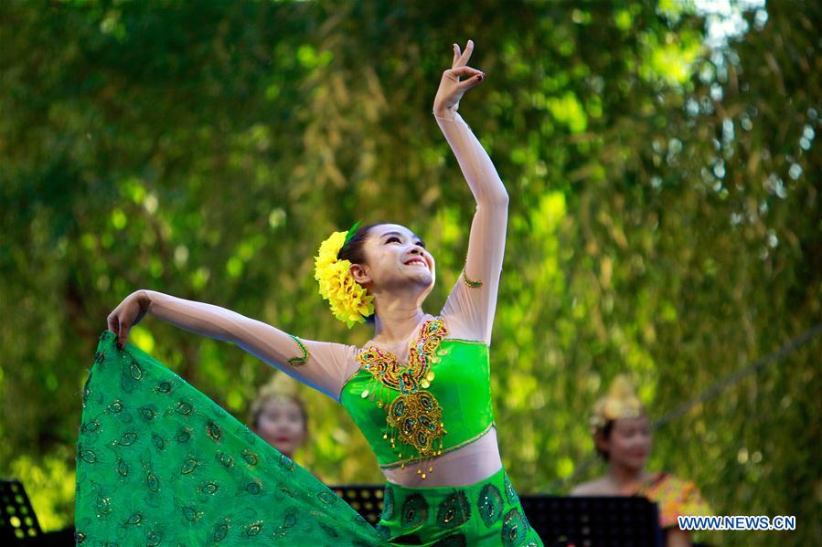 ROMANIA-BUCHAREST-FOLKLORE FESTIVAL-CHINA-YUNNAN-PERFORMANCE