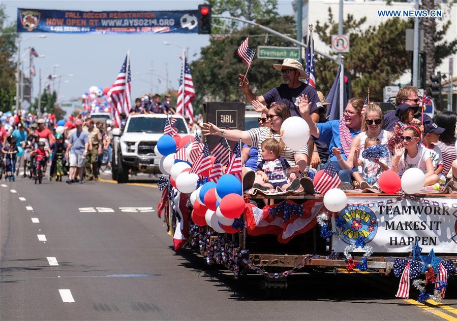 U.S.-CALIFORNIA-FOURTH OF JULY-PARADE