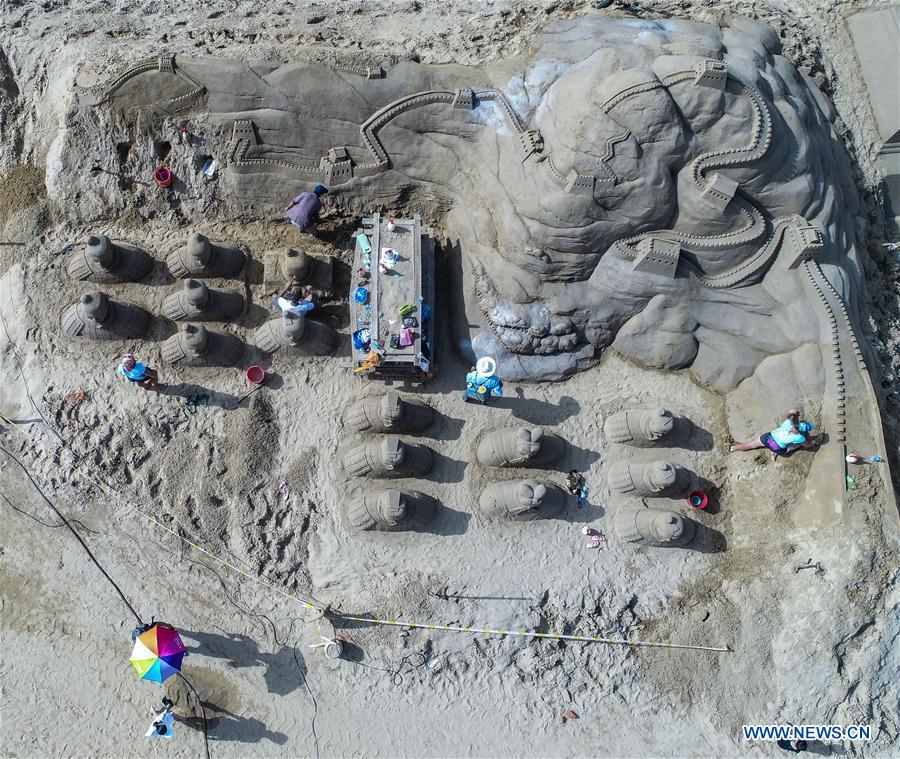 CHINA-ZHEJIANG-SAND SCULPTURE-FESTIVAL-PREPARATION (CN)