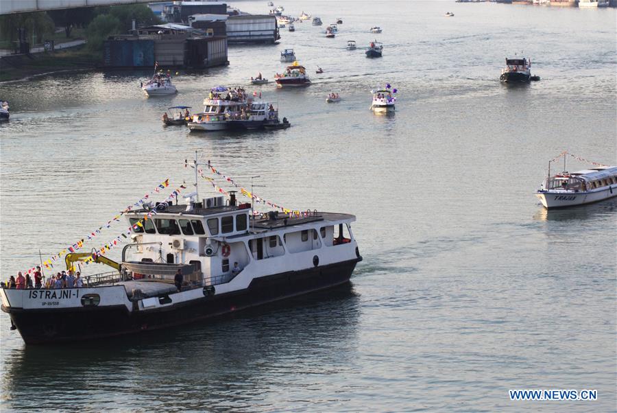 SERBIA-BELGRADE-TOURISM-BOAT CARNIVAL