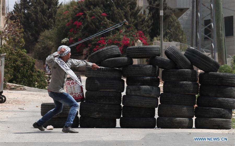 MIDEAST-NABLUS-CLASHES 