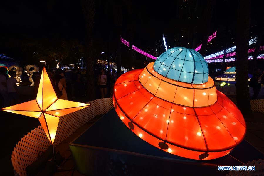 CHINA-HONG KONG-MID-AUTUMN FESTIVAL-LANTERNS (CN)