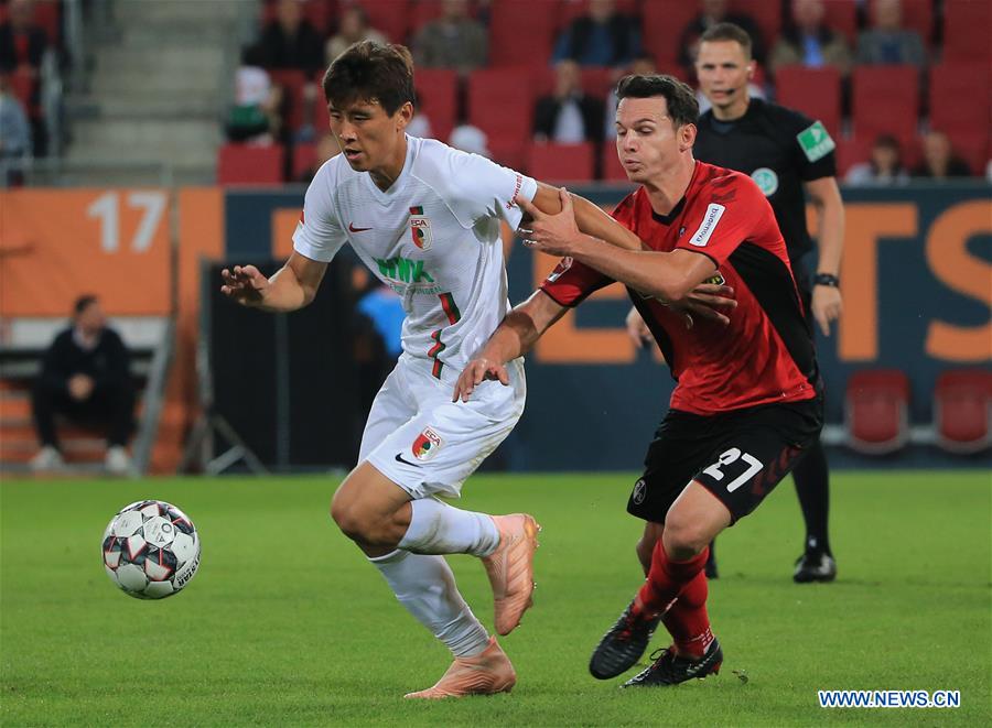 (SP)GERMANY-AUGSBURG-SOCCER-BUNDESLIGA-AUGSBURG VS FREIBURG