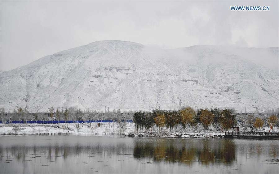 CHINA-QINGHAI-XINING-SNOWFALL (CN)