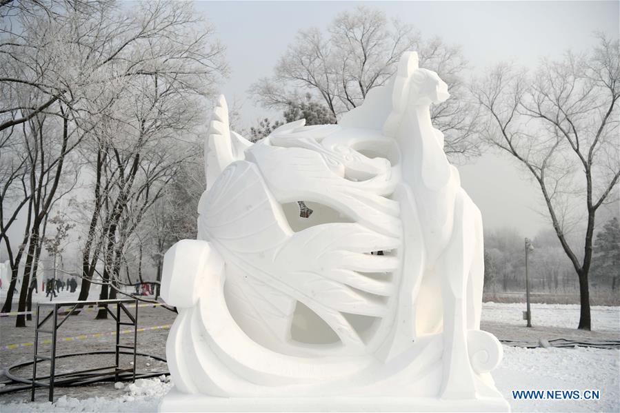 CHINA-HEILONGJIANG-HARBIN-SNOW SCULPTURE (CN)