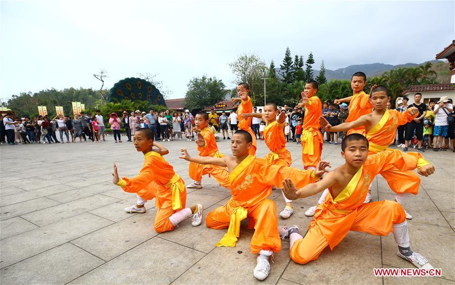 #CHINA-SPRING FESTIVAL TRAVEL-TOURISM REVENUE (CN)