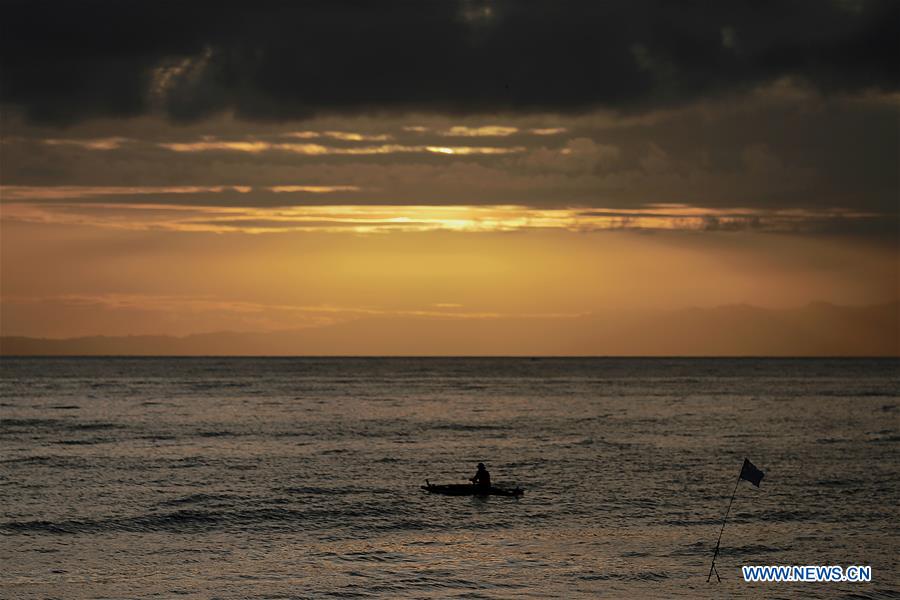 PHILIPPINES-DUMAGUETE CITY-SUNRISE