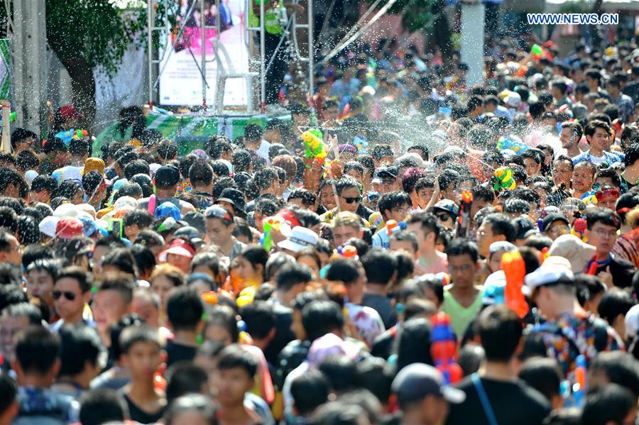 THAILAND-BANGKOK-SONGKRAN FESTIVAL-WATER FIGHT