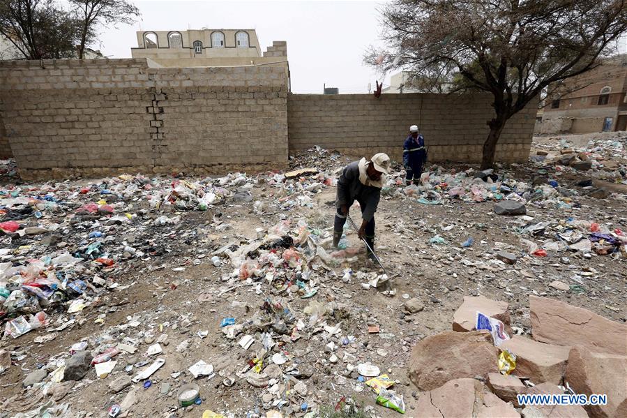 YEMEN-SANAA-CHOLERA-CLEANING