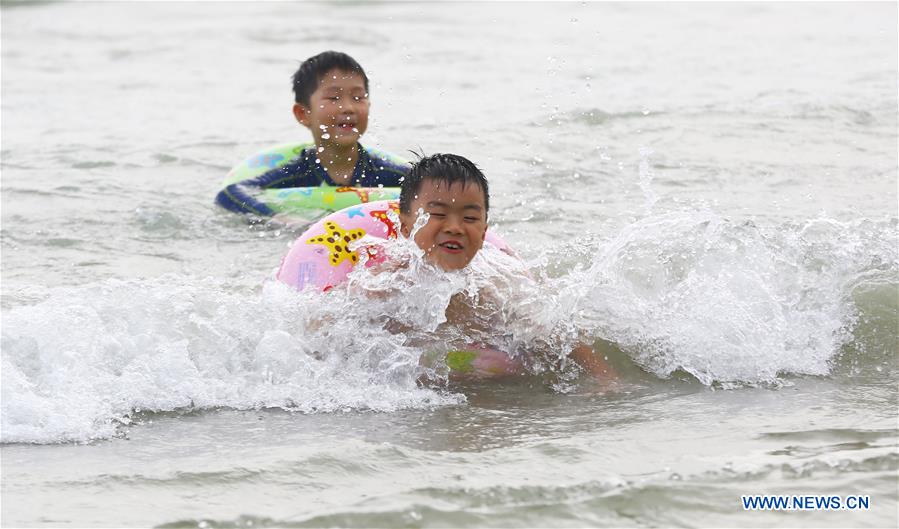 #CHINA-SUMMER-COOLING DOWN (CN)