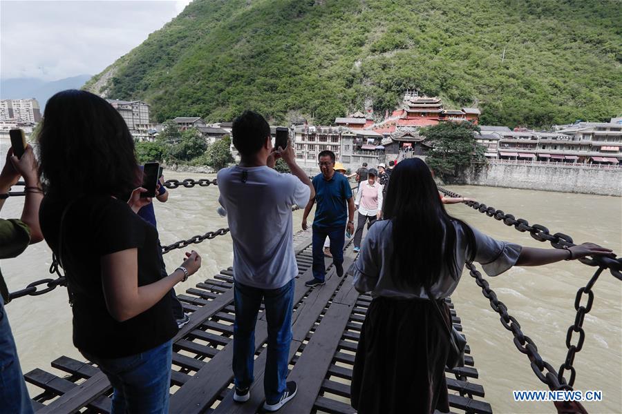 CHINA-SICHUAN-TIBET-HIGHWAY-BRIDGES(CN)