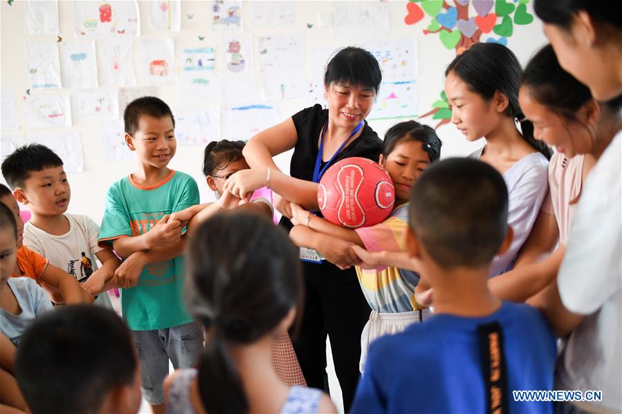 CHINA-JIANGXI-LE'AN-CHILDREN'S CLUB (CN)