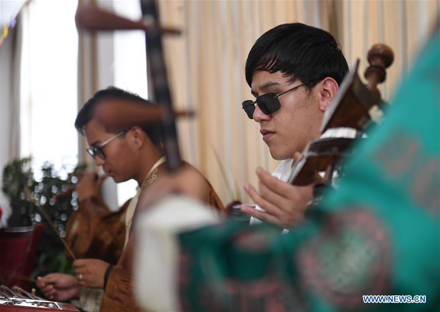 CHINA-TIBET-LHASA-VISUALLY IMPAIRED MUSICIANS-NURSING HOME (CN)