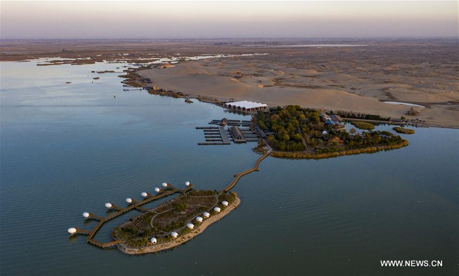 CHINA-NINGXIA-SHAHU LAKE-SCENERY (CN)