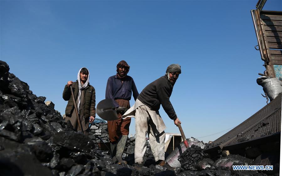 AFGHANISTAN-KABUL-COAL MARKET