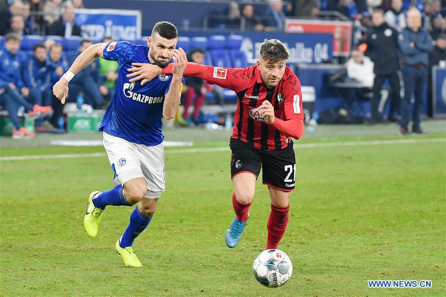 (SP)GERMANY-GELSENKIRCHEN-FOOTBALL-BUNDESLIGA-SCHALKE 04 VS FREIBURG