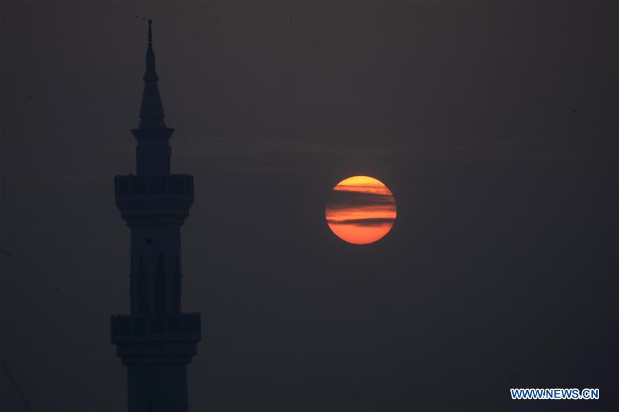 PAKISTAN-PESHAWAR-SUNSET