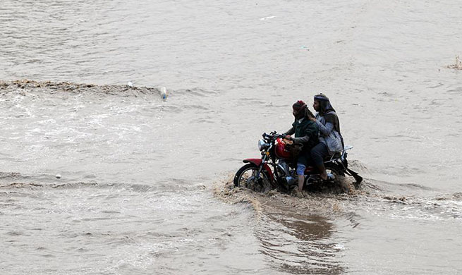 Heavy rain hits Sanaa, Yemen