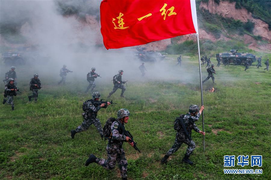 （圖文互動）（1）永遠(yuǎn)的英雄連——第83集團軍某旅“紅一連”弘揚抗戰(zhàn)精神練兵備戰(zhàn)記事