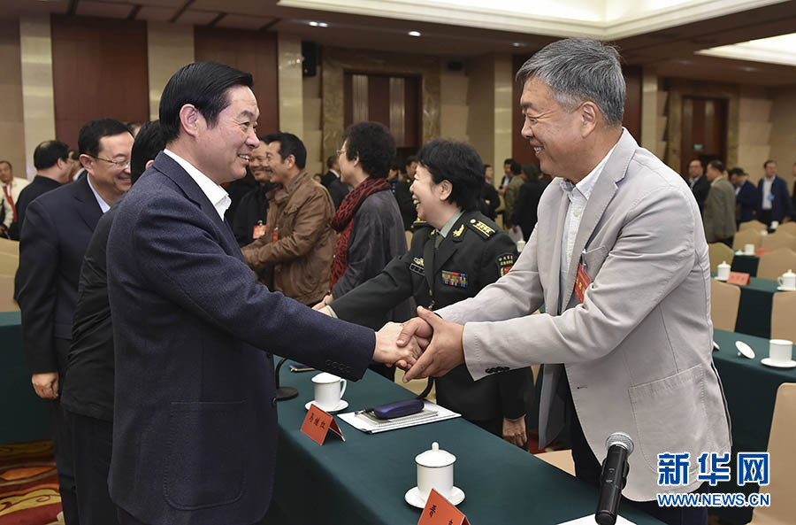 10月10日,，在習(xí)近平總書記主持召開(kāi)文藝工作座談會(huì)并發(fā)表重要講話兩周年之際,，中宣部在北京召開(kāi)繁榮文藝創(chuàng)作經(jīng)驗(yàn)交流會(huì)。中共中央政治局委員,、中央書記處書記,、中宣部部長(zhǎng)劉奇葆出席會(huì)議并講話。新華社記者高潔攝