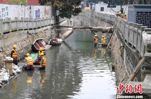 點擊進(jìn)入下一頁