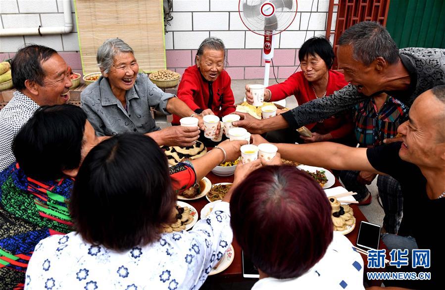 （新華全媒頭條·圖文互動）（19）大國糧倉的新時(shí)代交響——河南農(nóng)業(yè)70年觀察