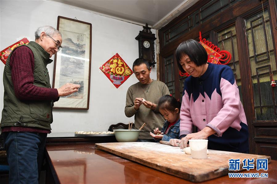 （新華全媒頭條·圖文互動）（6）循著習近平總書記足跡感受新時代新年味