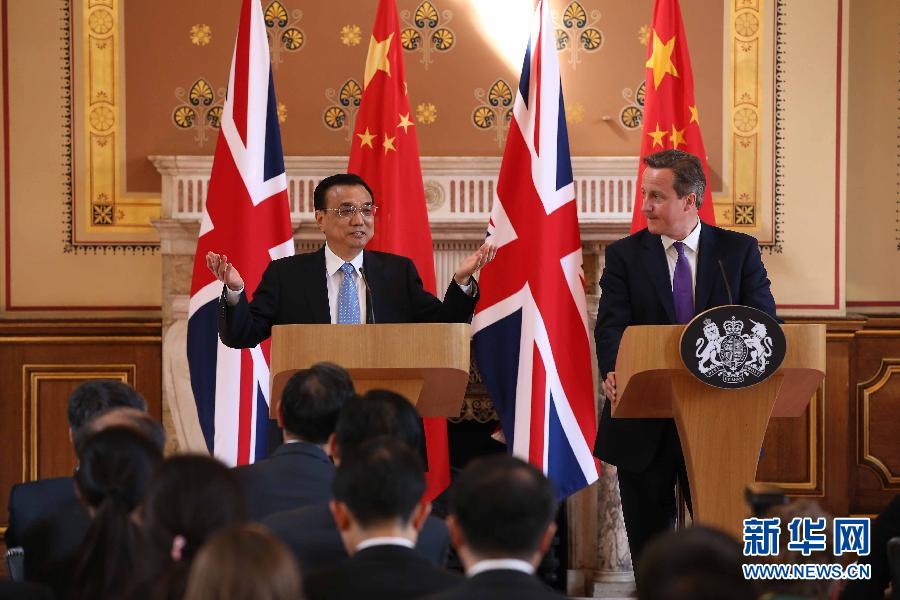 6月17日，國務院總理李克強同英國首相卡梅倫在倫敦舉行中英總理年度會晤后共同會見記者,。新華社記者 龐興雷 攝