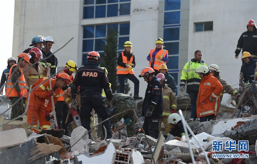 （國(guó)際）（4）阿爾巴尼亞地震死亡人數(shù)升至30人