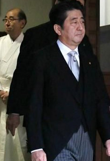 安倍一年沒(méi)干啥好事